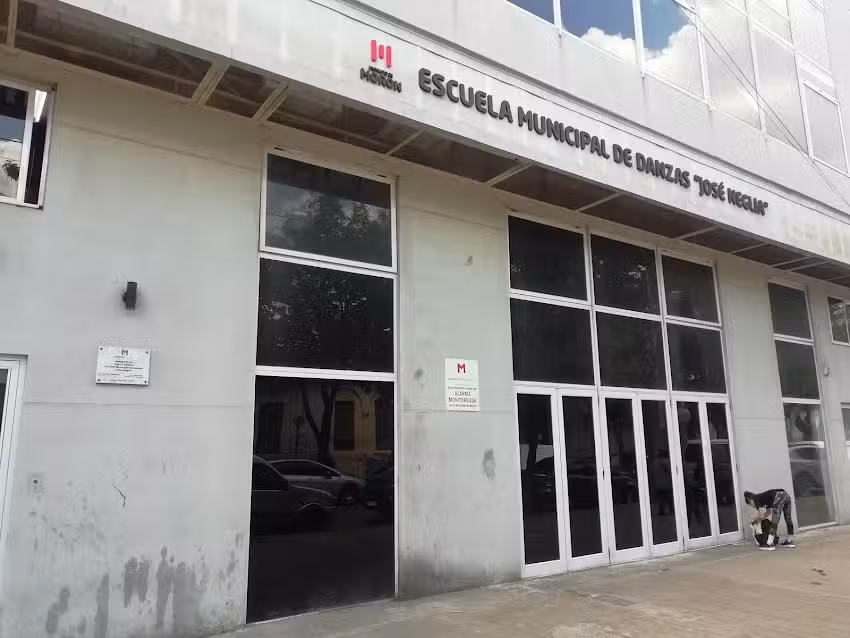 Escuela Municipal de Danzas Jose Neglia