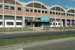 Escuela Municipal Primaria Biling&uuml;e N1 &ldquo;Manuel Lainez&rdquo;