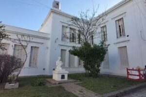 Escuela N #1 Domingo Faustino Sarmiento