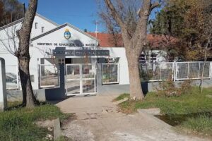 Escuela N* 142 Colombre