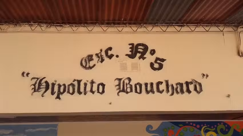 Escuela N 5 Hipolito Bouchard