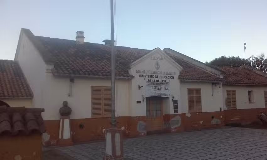 Escuela N 648 Gabriela Toranzos De Peretti