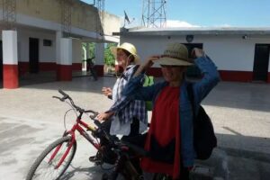 Escuela N &deg;328 ESTEBAN ECHEVERRIA, YAKILO