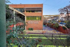 Escuela N.º 15 – Antonio Devoto