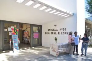 Escuela N.&ordm; 38 &ldquo;Brig. Gral. E. L&oacute;pez&rdquo;