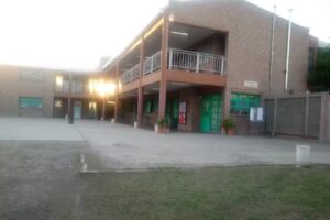 Escuela N&deg; 1-723