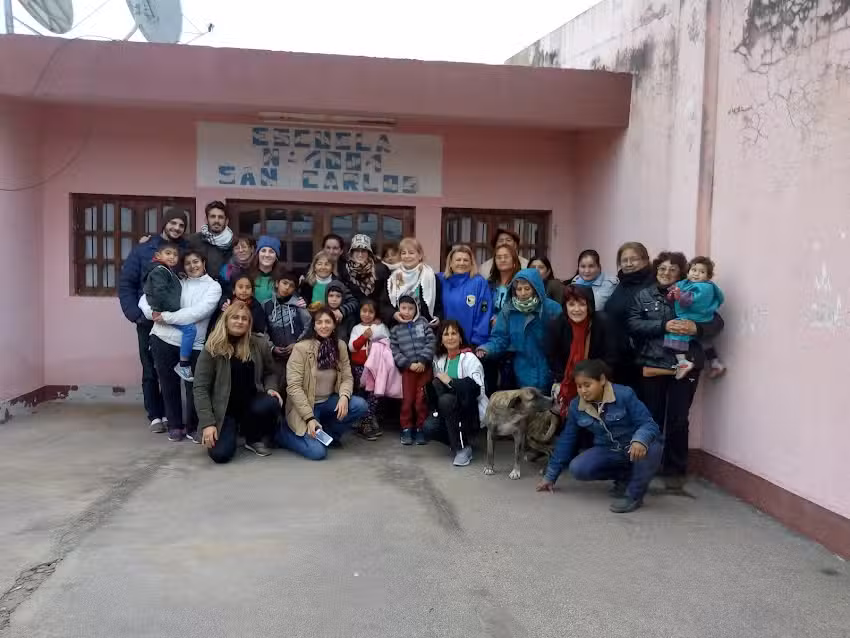 Escuela N&deg; 1001 &ndash; San Carlos