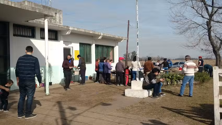 Escuela N&deg; 11 &ndash; Brandsen