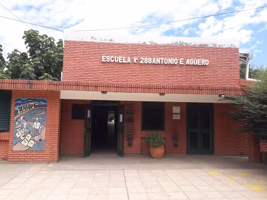 Escuela N&deg; 288 Antonio Esteban Aguero