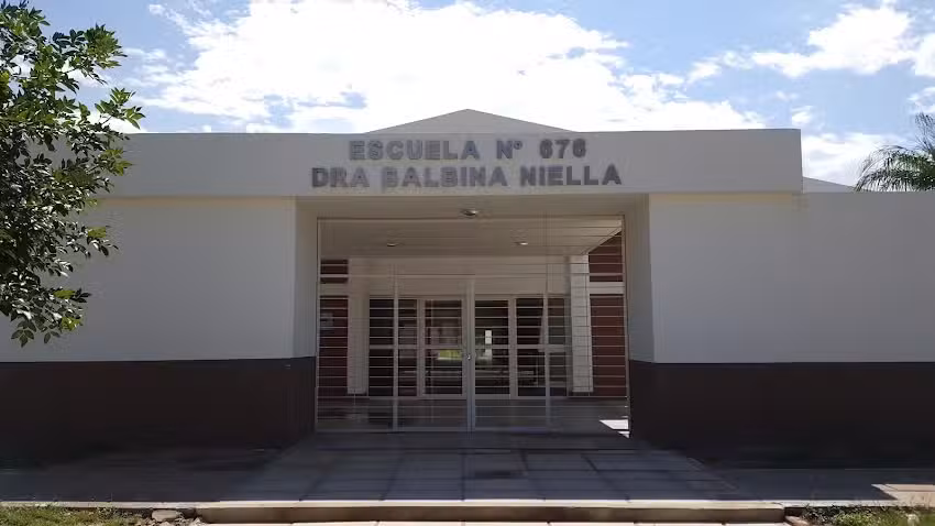 Escuela N&deg; 676 Directora Balbina Niella