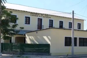 Escuela N&deg;204 &ldquo;Carmen &Aacute;vila de Naver&aacute;n&rdquo;