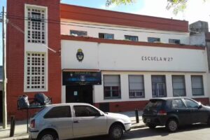 ESCUELA N&deg;27