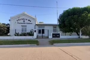 Escuela N°4 “Raimundo Zalazar”