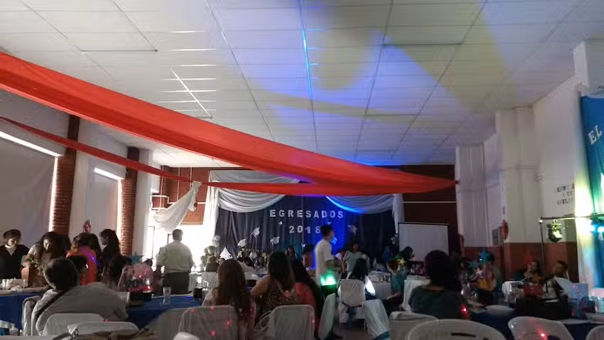 Escuela N&deg;4015-Remedio de Escalada de San Martin