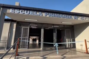 Escuela N°472