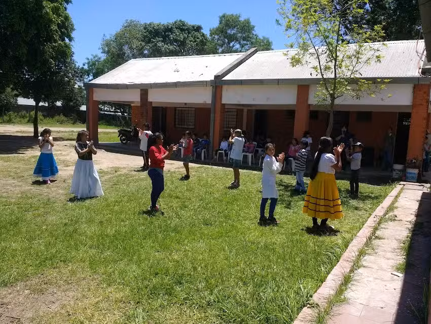 Escuela N&deg;534 Primera Luz De La Patria