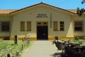 Escuela N&deg;76 Maip&uacute;
