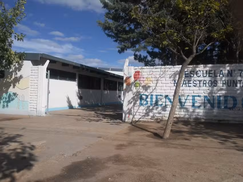 Escuela N&deg;77 Maestros Puntanos