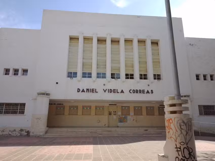 Escuela Nieves Del Aconcagua