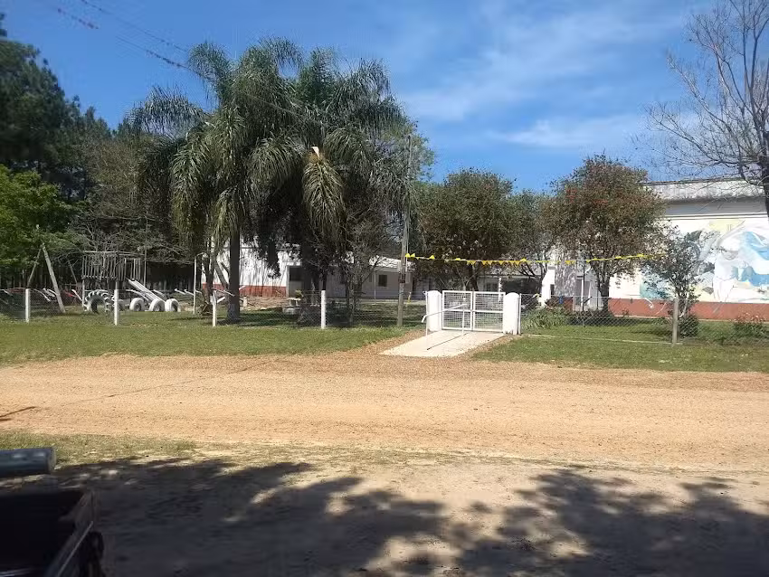 Escuela N&ordm; 3 Ar&aacute;oz de Lamadrid