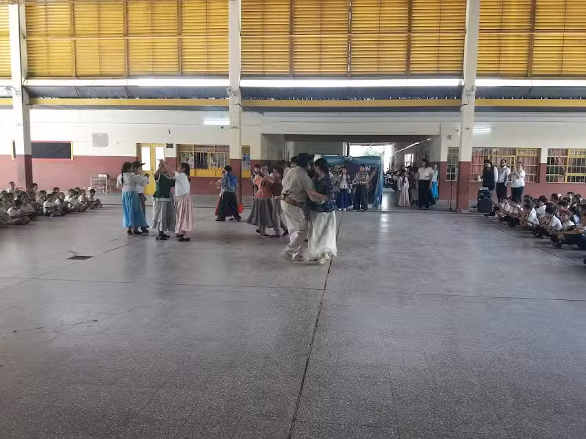 Escuela N&ordm; 34 El Santo De La Espada