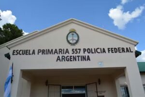 Escuela Nº 557 Policia Federal Argentina