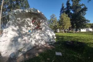 Escuela N&ordm; 63 &ldquo;Le&oacute;nidas Echag&uuml;e&rdquo;