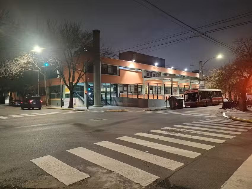 Escuela N&ordm; 8 D.E. 10 -Alte. Ram&oacute;n Gonzalez Fernandez-