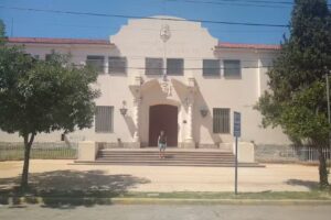 Escuela Normal Superior Dalmacio V&eacute;lez Sarsfield