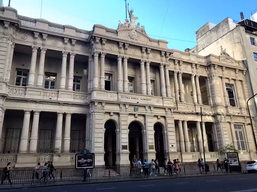 Escuela Normal Superior N&deg; 09 &ndash; Domingo Faustino Sarmiento