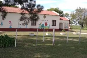 Escuela n&uacute;mero 35 tabar&eacute; colonia F Al toque mi locaci&oacute;nlorida