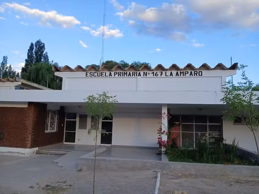 Escuela Primaria 167 &ldquo;La Amparo&rdquo;