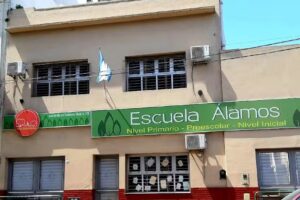 Escuela Primaria &Aacute;lamos