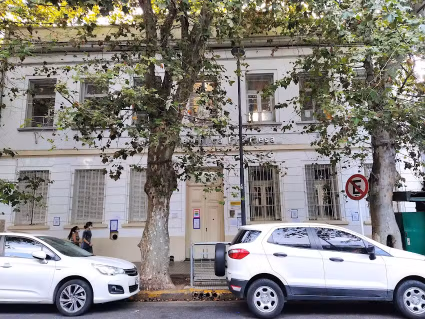 Escuela Primaria Com&uacute;n N&deg; 03 &ndash; Rep&uacute;blica Francesa