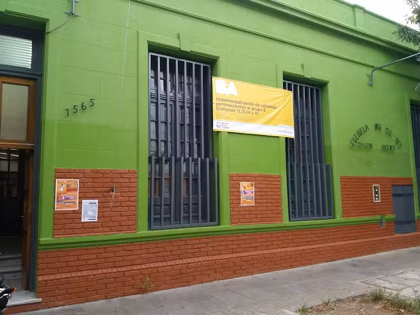 Escuela Primaria Com&uacute;n N&deg; 06 &ndash; Delf&iacute;n Jijena