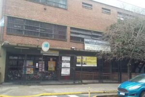 Escuela Primaria Com&uacute;n N&deg; 16 D.E.9 &ndash; Capit&aacute;n de Fragata Carlos Mar&iacute;a Moyano