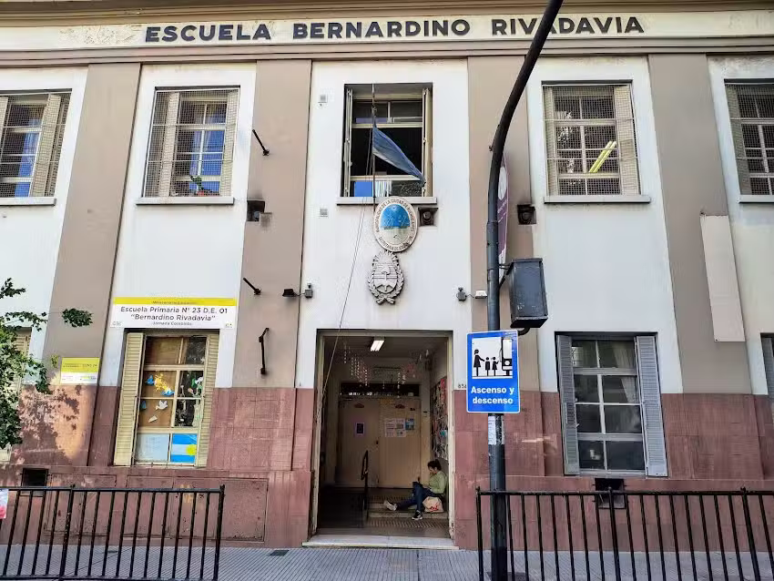 Escuela Primaria Com&uacute;n N&deg; 23 &ndash; Bernardino Rivadavia