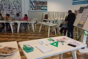 Escuela Primaria de Adultos N*714. D. G. C. Y E.