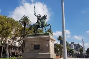 ESCUELA PRIMARIA EGB 20