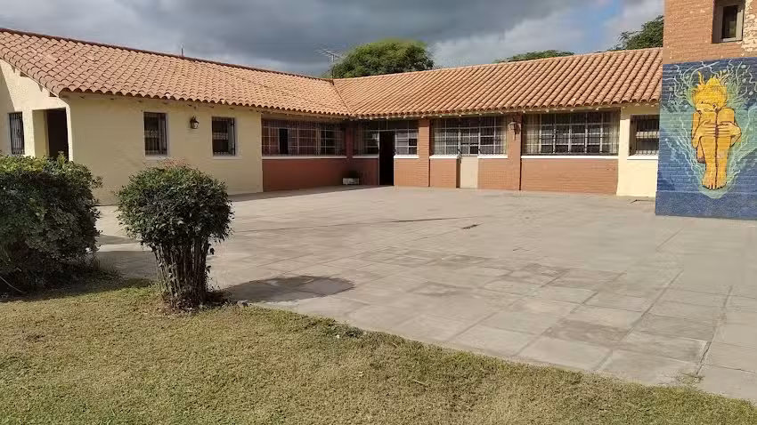 Escuela Primaria Escribano Francisco Cornavaca