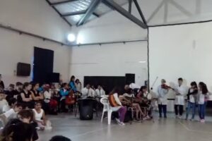 Escuela Primaria intensificada en Artes N&deg;10 de13