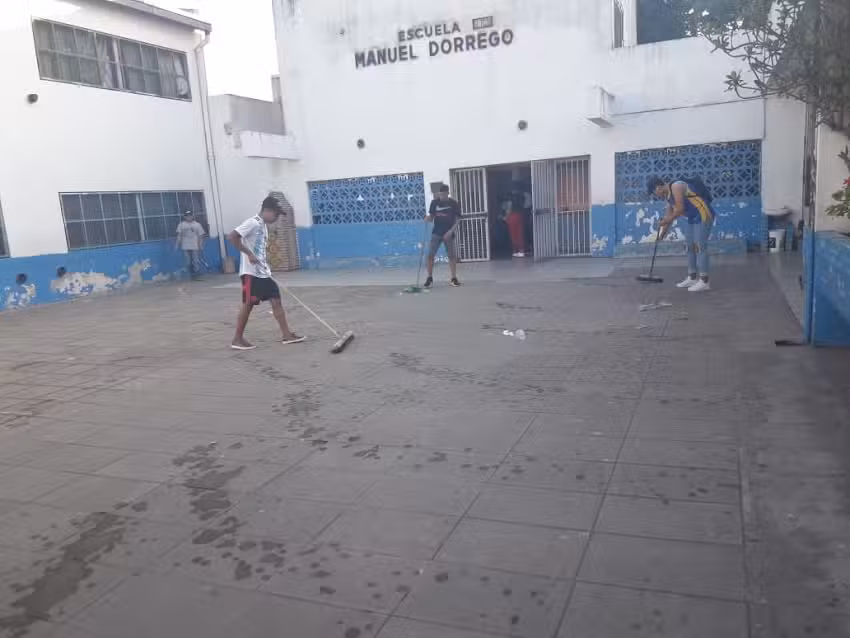 Escuela Primaria N&deg; 165