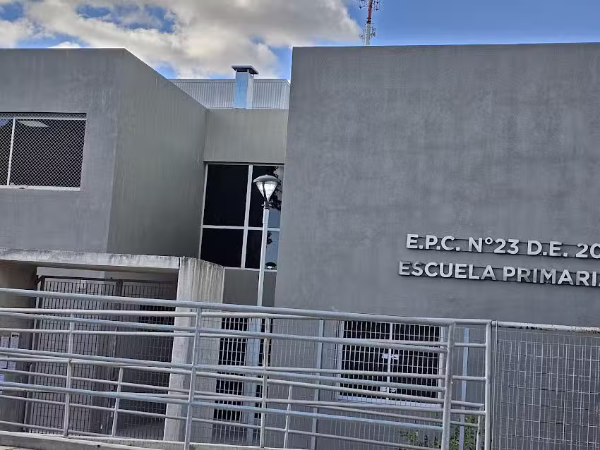 Escuela primaria N&deg; 23 D.E. 20