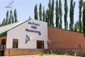 Escuela Primaria N&deg; 253 &ndash; Manzano Amargo