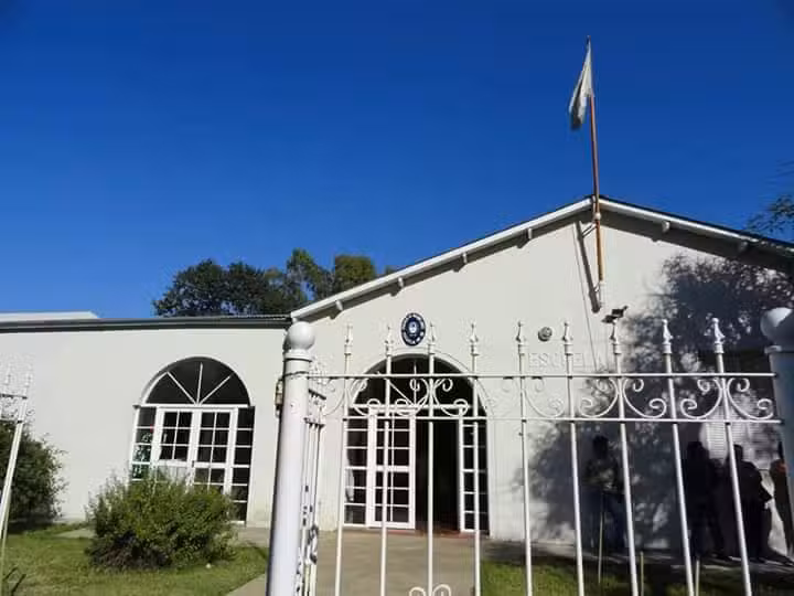 Escuela primaria N&deg;16 . Ricardo Guti&eacute;rrez