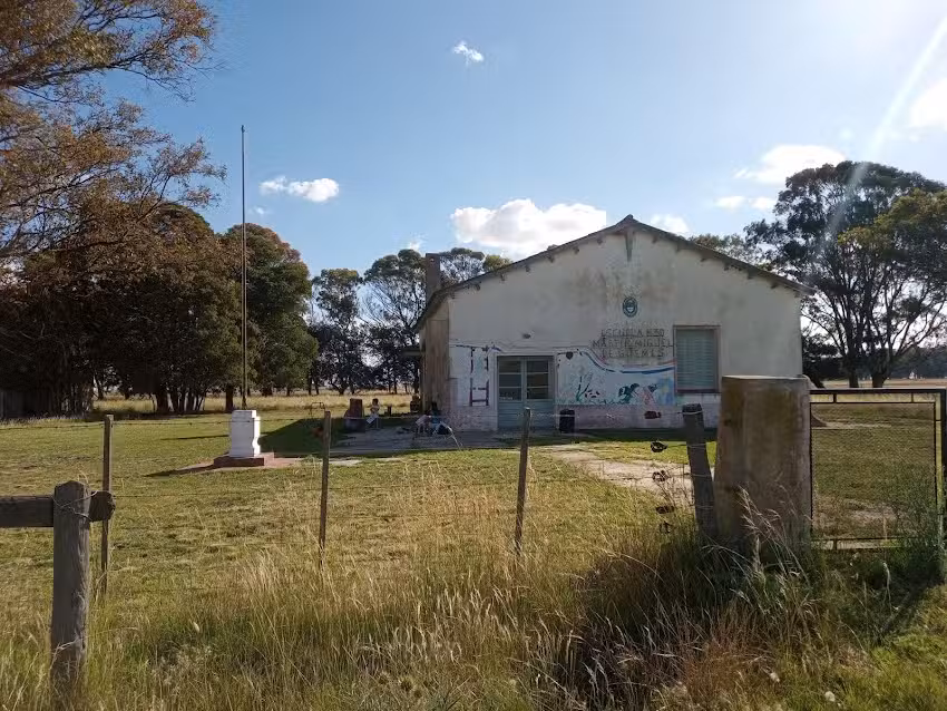 Escuela Primaria N&deg;30 Mart&iacute;n Miguel de G&uuml;emes- Paraje San Cala &ndash; Distrito Necochea