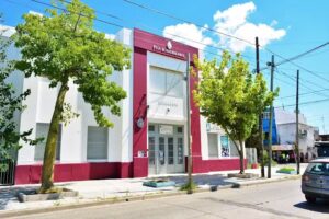 Escuela Primaria No. 14 Capitán de Navío Hipólito Bouchard