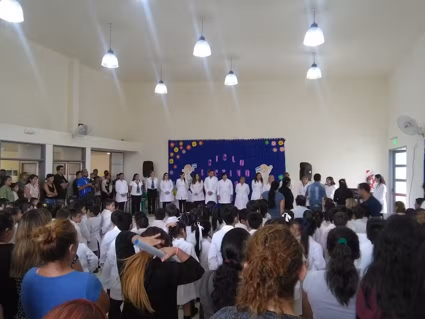 Escuela Primaria n&ordm; 193 Complejo Habitacional Valle Chico. CEMN&deg;2