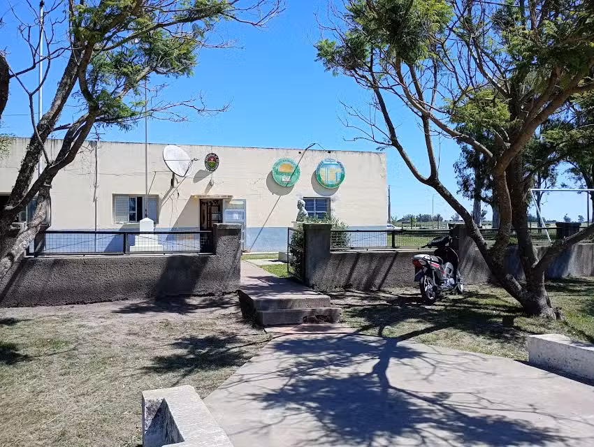 Escuela primaria y secundaria aldea san juan