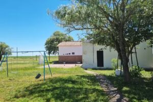 Escuela Primer Gobierno Patrio. El Quebracho